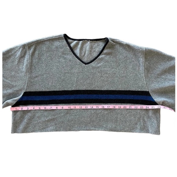 Y2k raw hem cropped oversized sweater - fall outfits - granola girl inspo - Picture 7 of 9